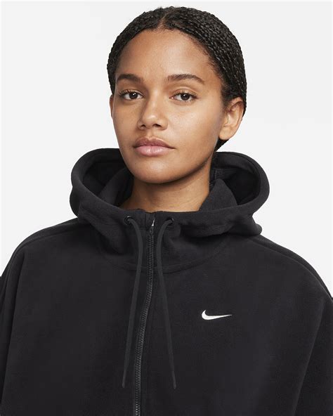 women nike therma fleece.